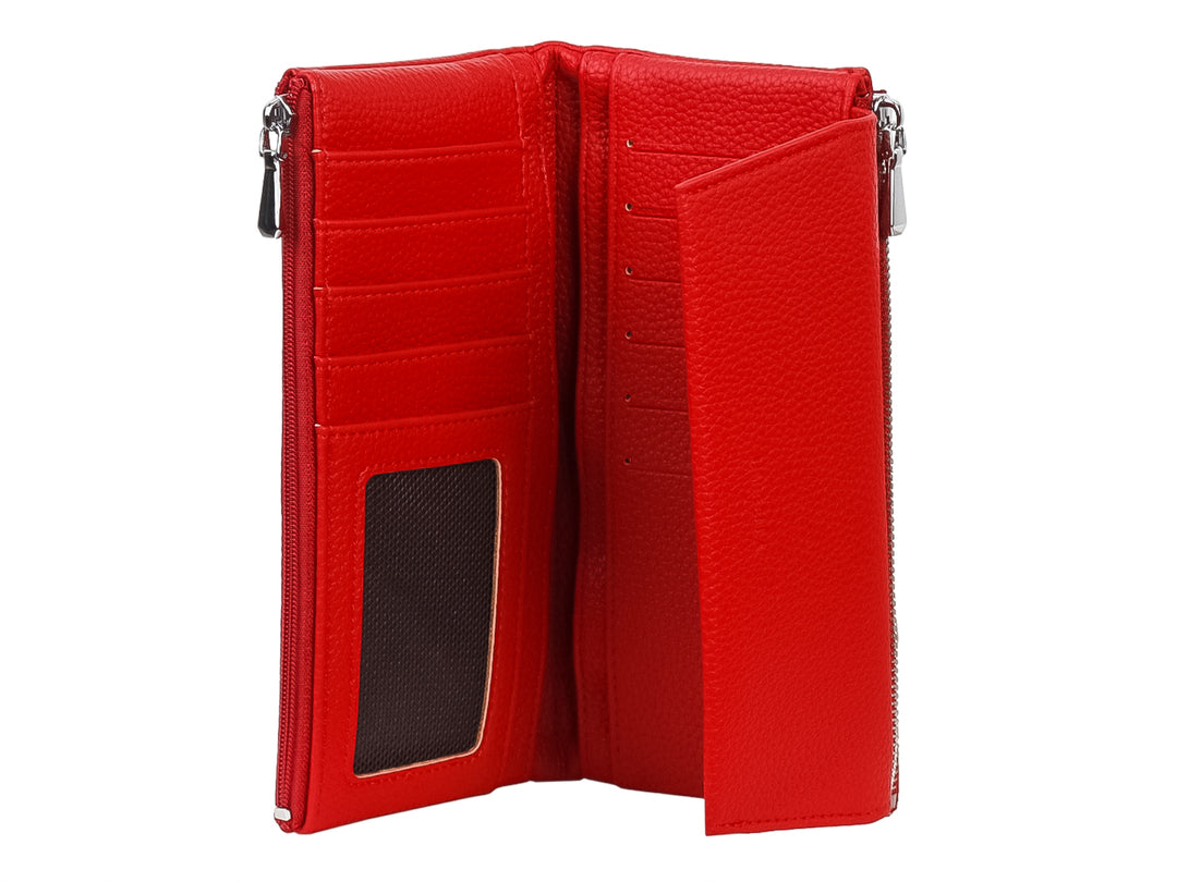 Cartera rectangular de color rojo con textura rugosa, solapa frontal y cierre lateral.
