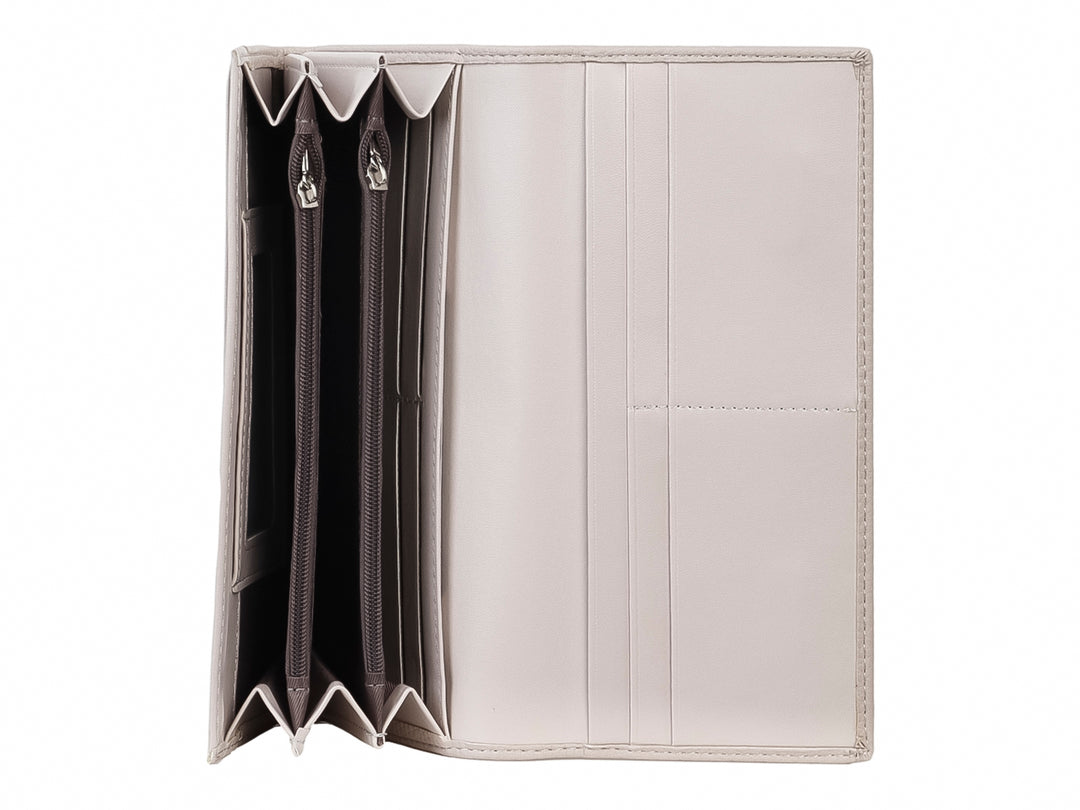 Cartera Unibella color beige con textura granulada y broche metálico central cuadrado.