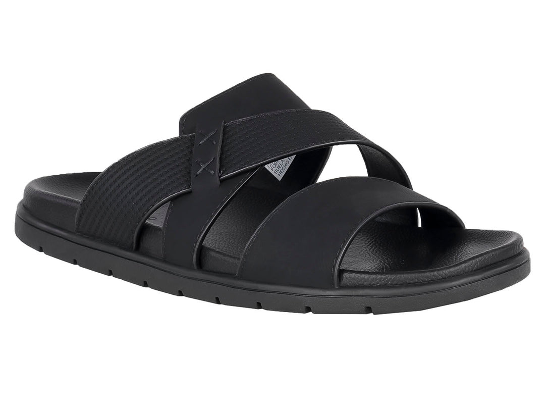 Sandalia color negro para hombre con correas cruzadas y suela gruesa.