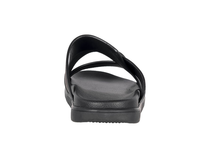 Sandalia color negro para hombre con correas cruzadas y suela gruesa.