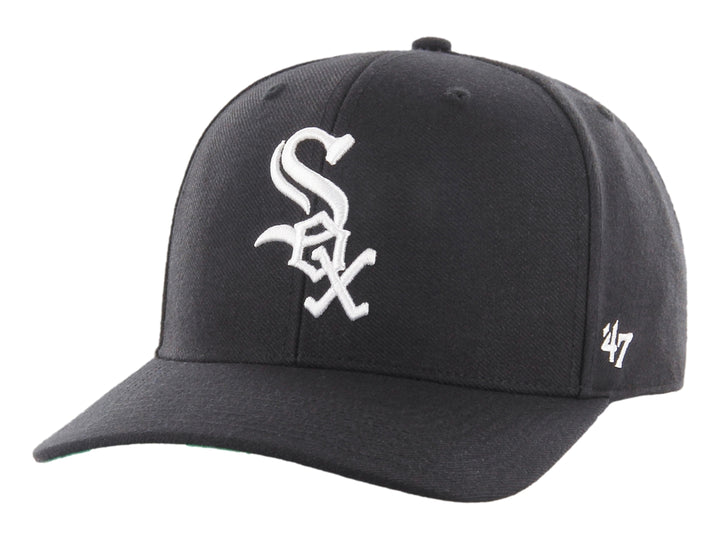 Gorra de béisbol negra con logotipo blanco de los Chicago White Sox bordado al frente.
