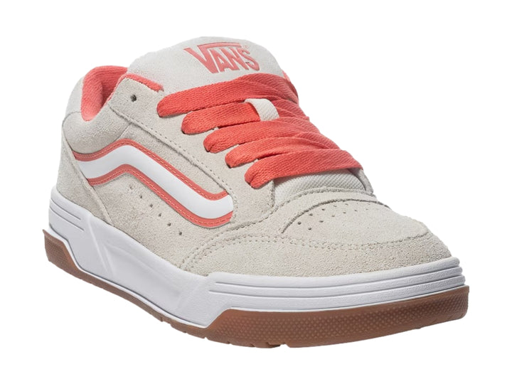 Tenis VANS modelo Hylane en color beige con detalles y cordones en rosa y suela café.