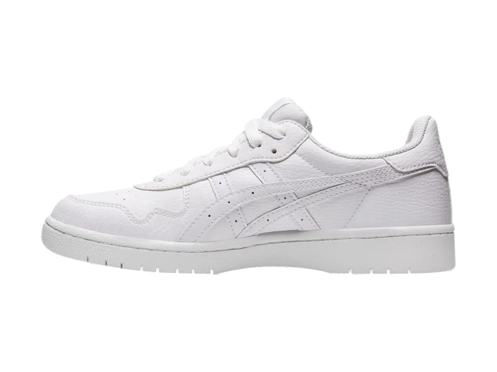 Tenis ASICS color blanco, vista lateral, estilo casual y deportivo.