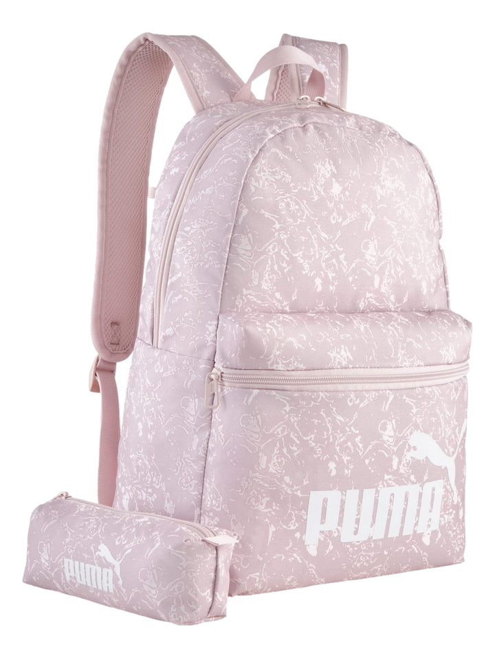Set de mochila y estuche Puma color malva con estampado blanco y logotipo frontal.
