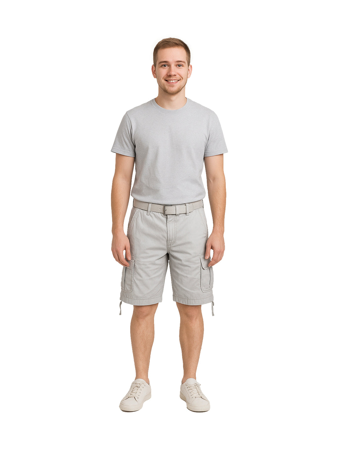 Hombre vistiendo bermuda cargo color gris de American Fly con bolsillos laterales.