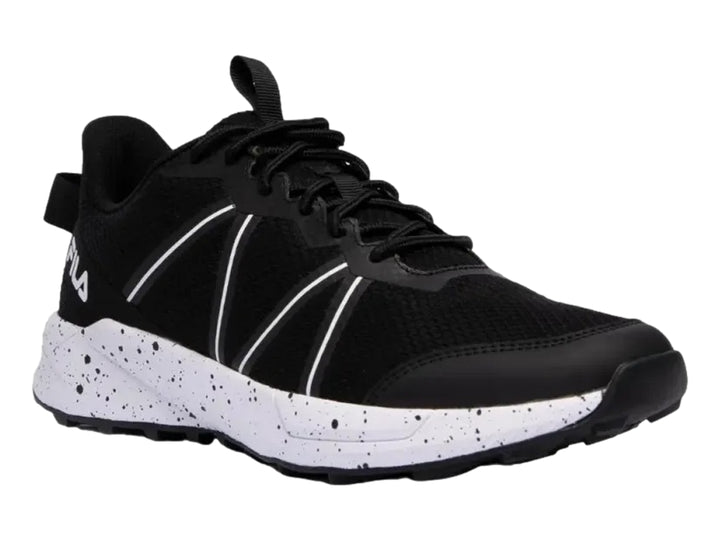 Tenis deportivos FILA Apex Ascent en color negro con suela blanca moteada y detalles lineales blancos.