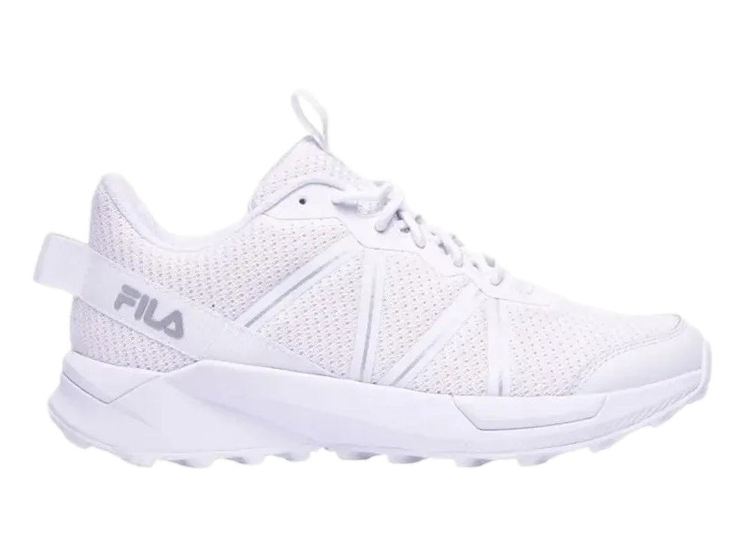 Tenis deportivos FILA color blanco con malla transpirable y suela gruesa.