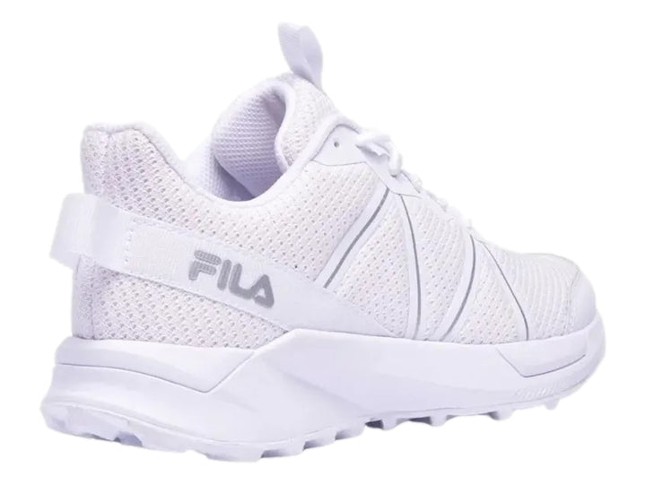 Tenis deportivos FILA color blanco con malla transpirable y suela gruesa.