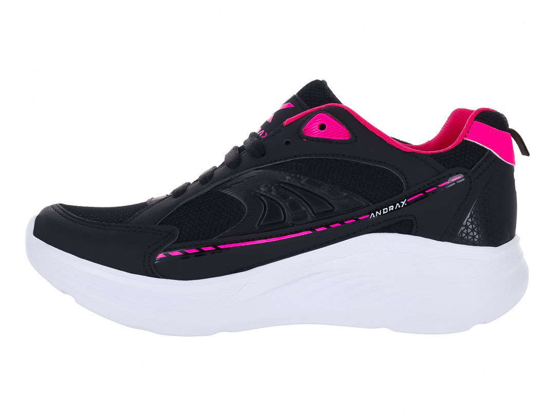 Tenis deportivos Andrax color negro con detalles en fucsia y suela blanca.