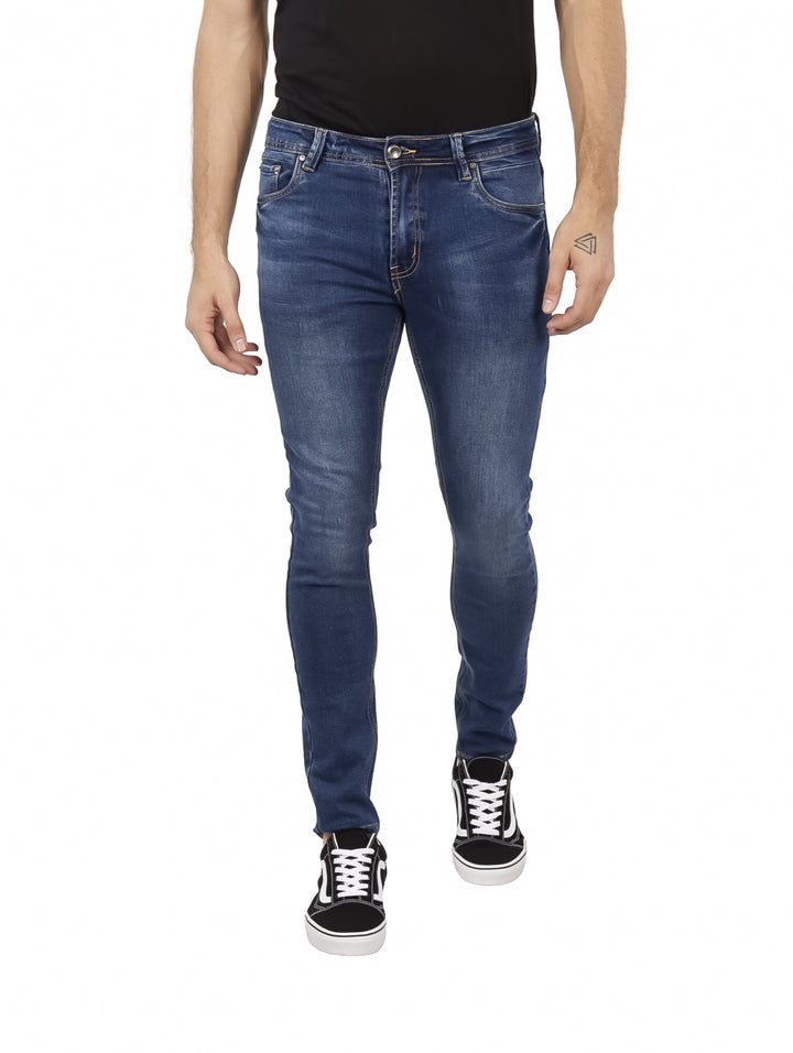 Pantalones jeans YAKUZA color azul oscuro para hombre.