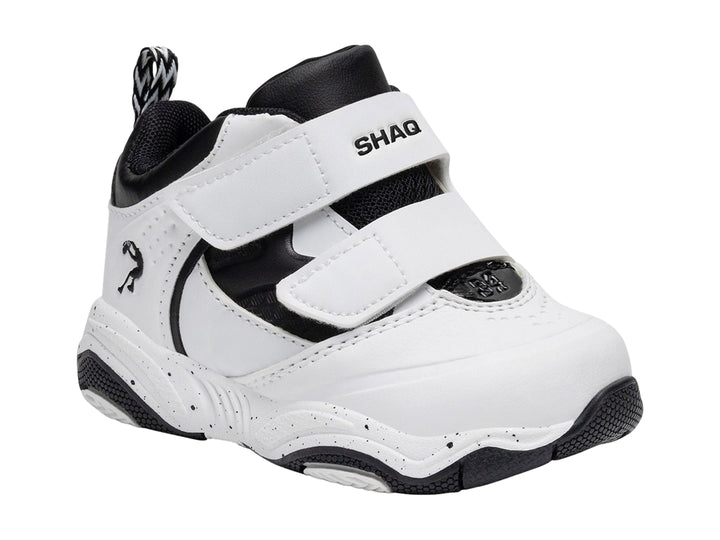 Tenis de baloncesto SHAQ para niño en color blanco con detalles negros y cierre de velcro.