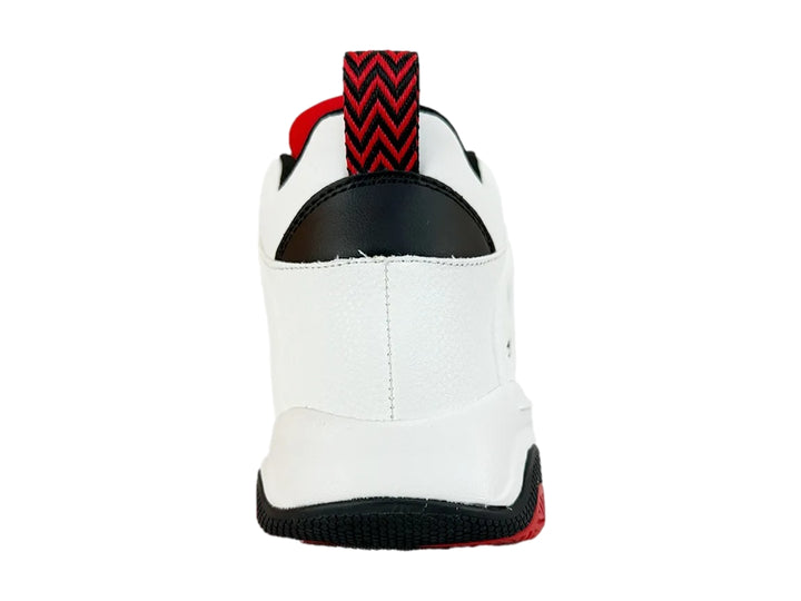 Tenis de baloncesto SHAQ de bota alta en color blanco con detalles en negro brillante y suela roja.
