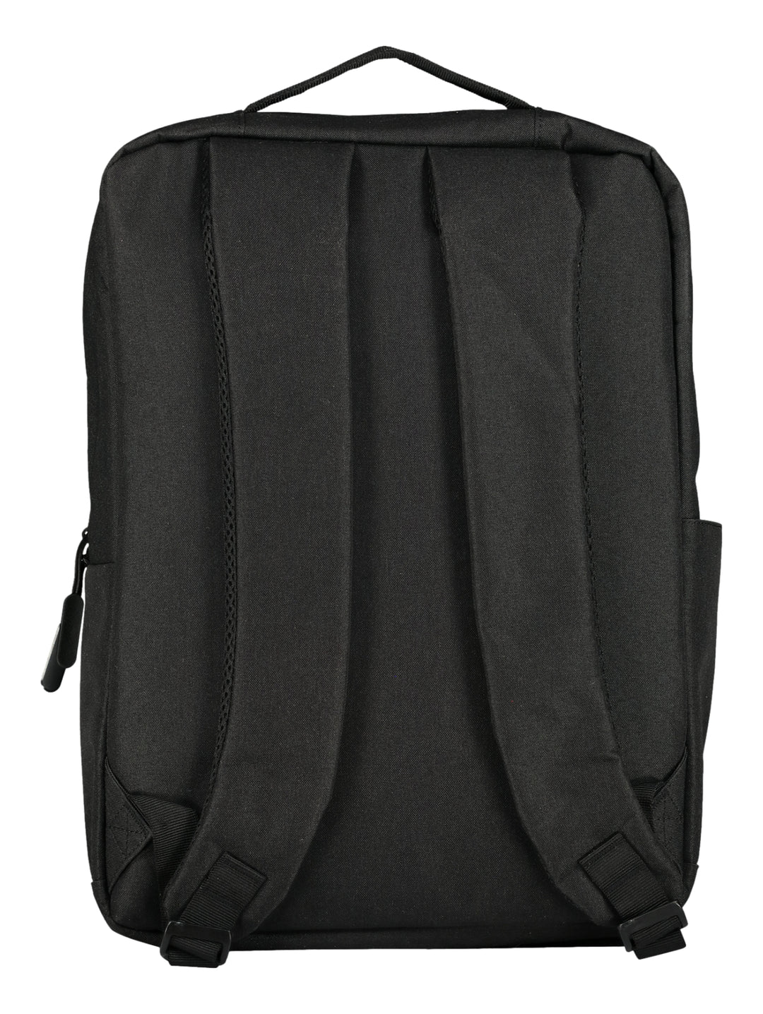 Mochila escolar color negro con logotipo central en relieve y bolsillo frontal con cierre.