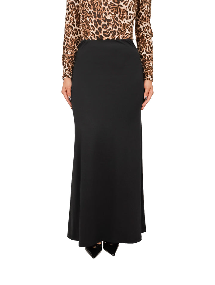 Falda larga de color negro para Mujer, lisa y de acabado mate.