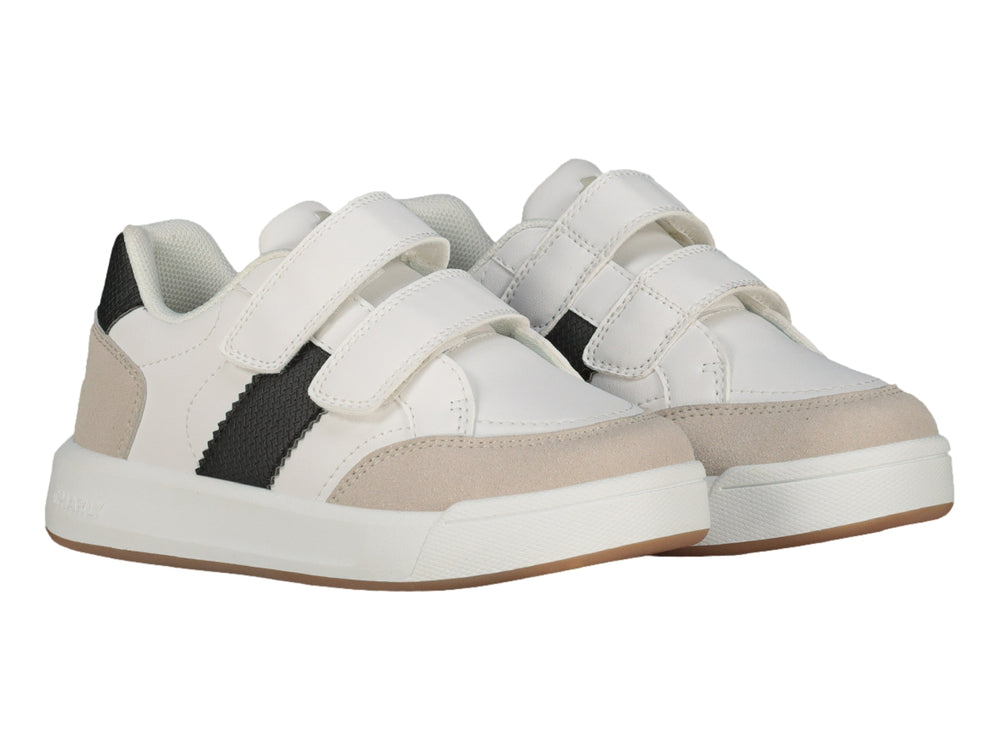 Tenis urbanos Charly color blanco con detalles en negro y beige y cierre de velcro.