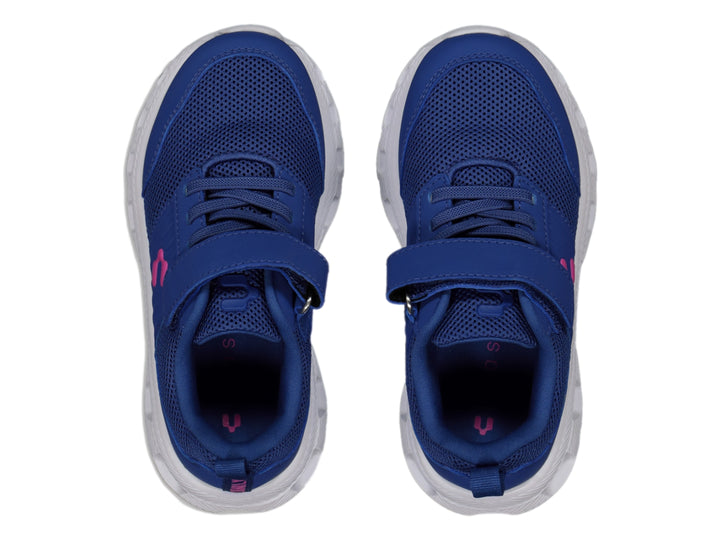 Tenis deportivos Charly color azul con suela blanca y ajuste de velcro para Niño.