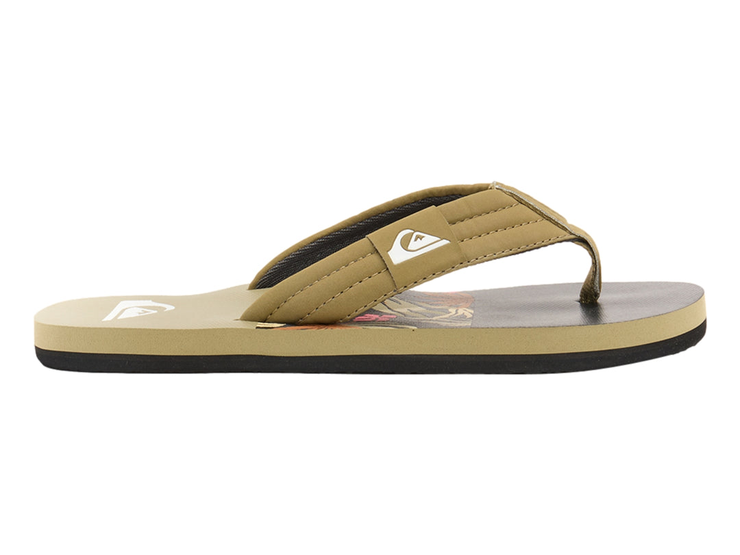 Sandalia de dedo Quiksilver en color oliva con suela negra y correa acolchada.