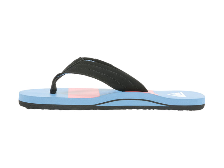 Sandalias de dedo Quiksilver con correa negra y plantilla en colores azul y coral.