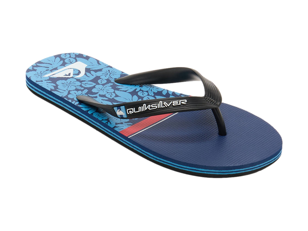 Sandalias Quiksilver color azul con correas negras y detalle rojo, ideales para playa o uso casual.