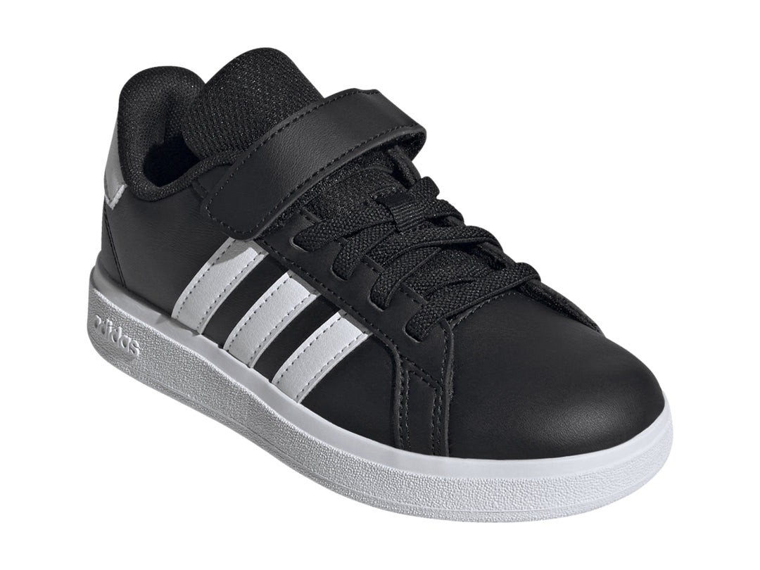 Tenis Adidas Grand Court 2.0 en color negro con franjas y suela blanca, cierre de velcro.