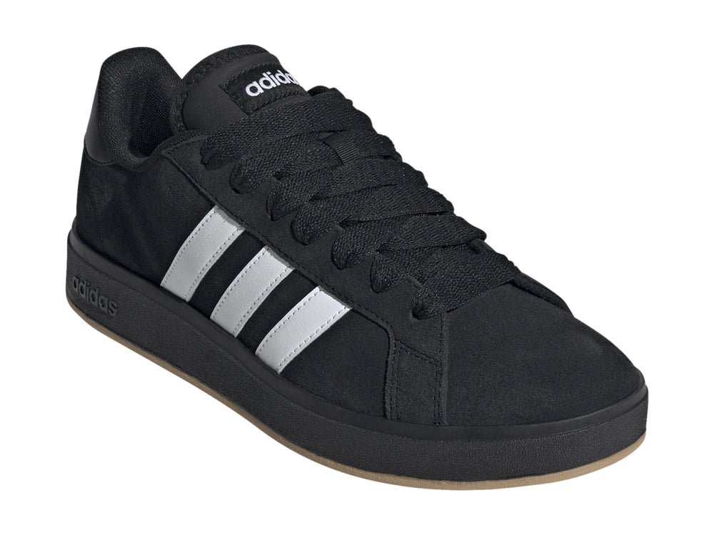 Tenis Adidas Grand Court Base 00s en color negro con tres franjas blancas laterales y suela negra.