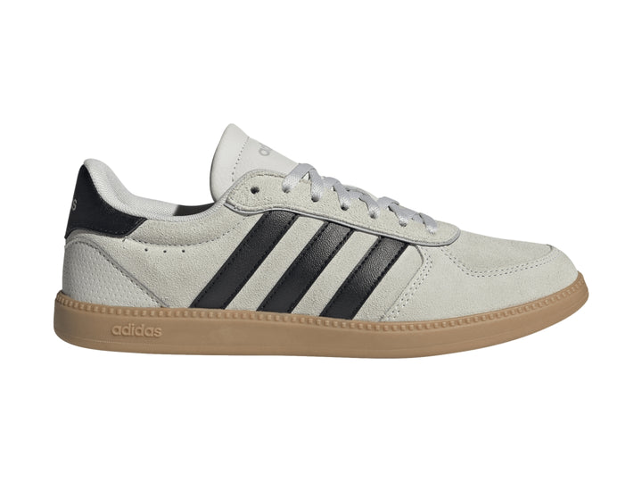 Tenis Adidas Breaknet Sleek en color gris con tres franjas negras y suela color café.