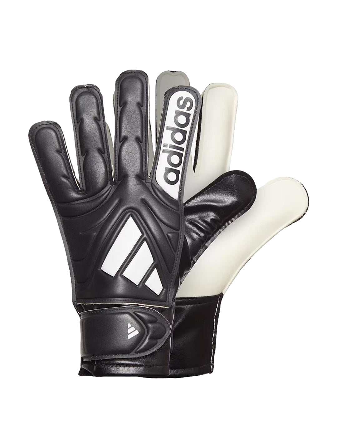 Guantes de portero Adidas Copa Club en color negro con detalles blancos y logo de la marca.