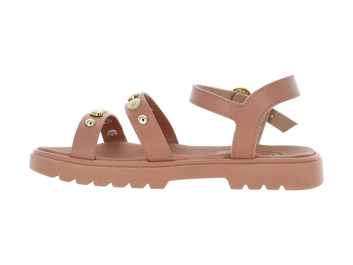 Sandalia Molekinha color nude para niña con plataforma, hebilla ajustable y adornos dorados en las correas.