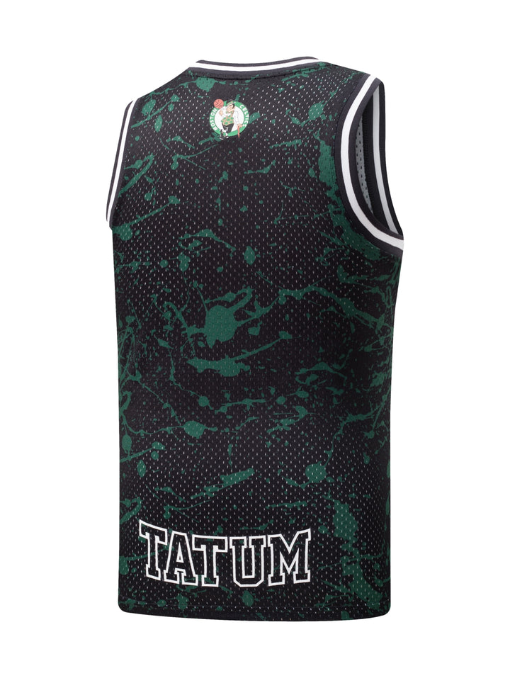 Jersey de baloncesto sin mangas color negro y verde con la palabra CELTICS y el número 0.