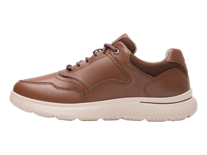 Zapato casual Flexi color marrón con suela beige y cordones, vista lateral.