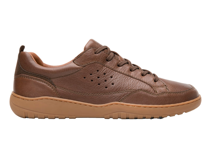 Zapato casual Flexi color tan de cuero con agujetas y suela a juego.