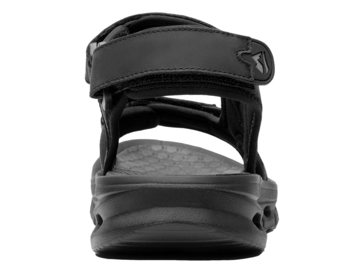 Sandalia Flexi color negro para hombre con tiras ajustables y suela gruesa con perforaciones.