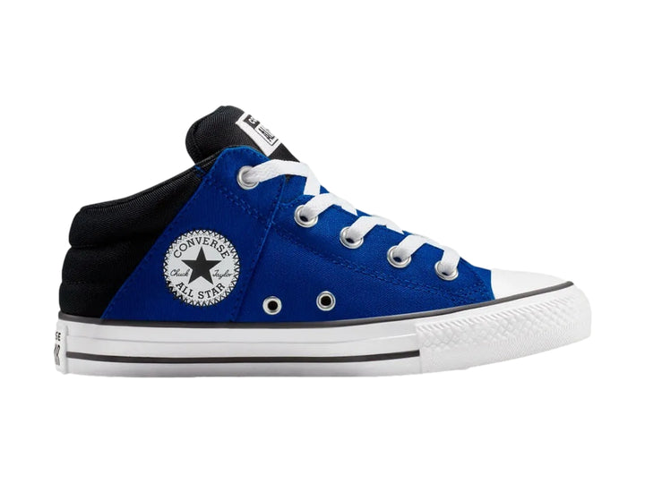 Tenis Converse Chuck Taylor All Star Axel color azul con suela blanca y detalles negros para niño.