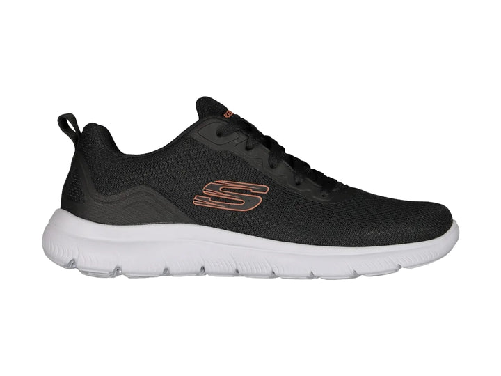 Tenis deportivos Skechers color negro con suela blanca y logotipo en tono cobre.