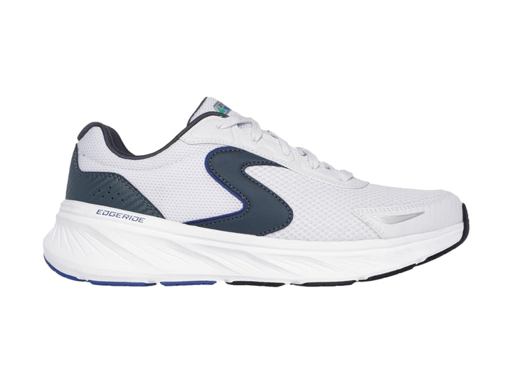 Tenis deportivos Skechers color blanco con detalles en azul marino y suela blanca.