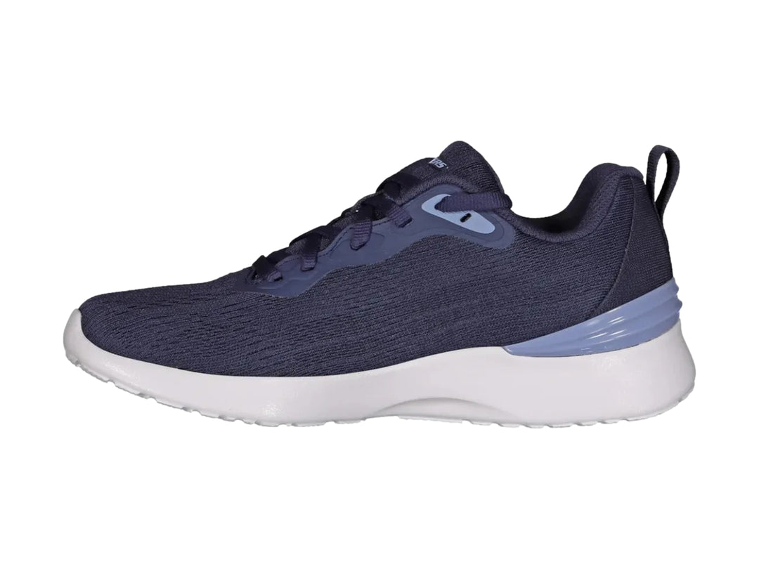 Tenis Skechers navy con suela blanca y detalles en azul claro, diseño deportivo de malla.