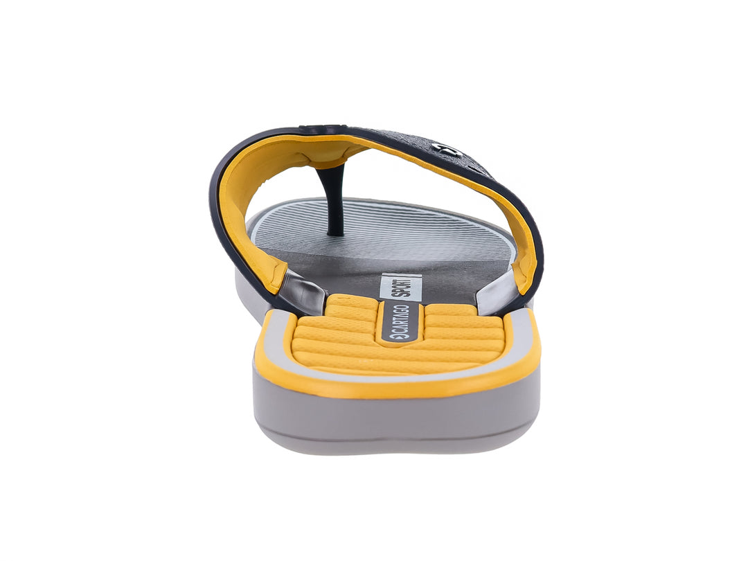 Sandalia Cartago en colores gris, negro y amarillo con diseño casual y deportivo.