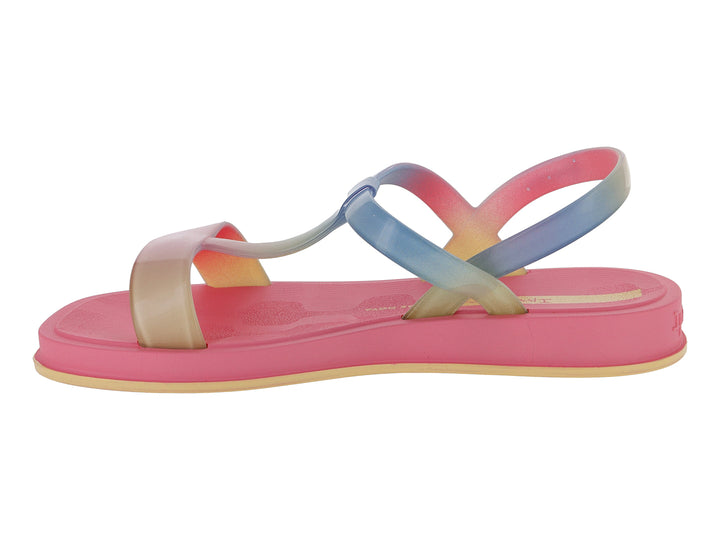Sandalias Ipanema de plataforma con suela rosa y tiras en degradado de colores azul, amarillo y rosa.
