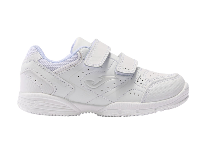 Tenis deportivos Joma color blanco para niño con cierre de velcro y suela blanca.