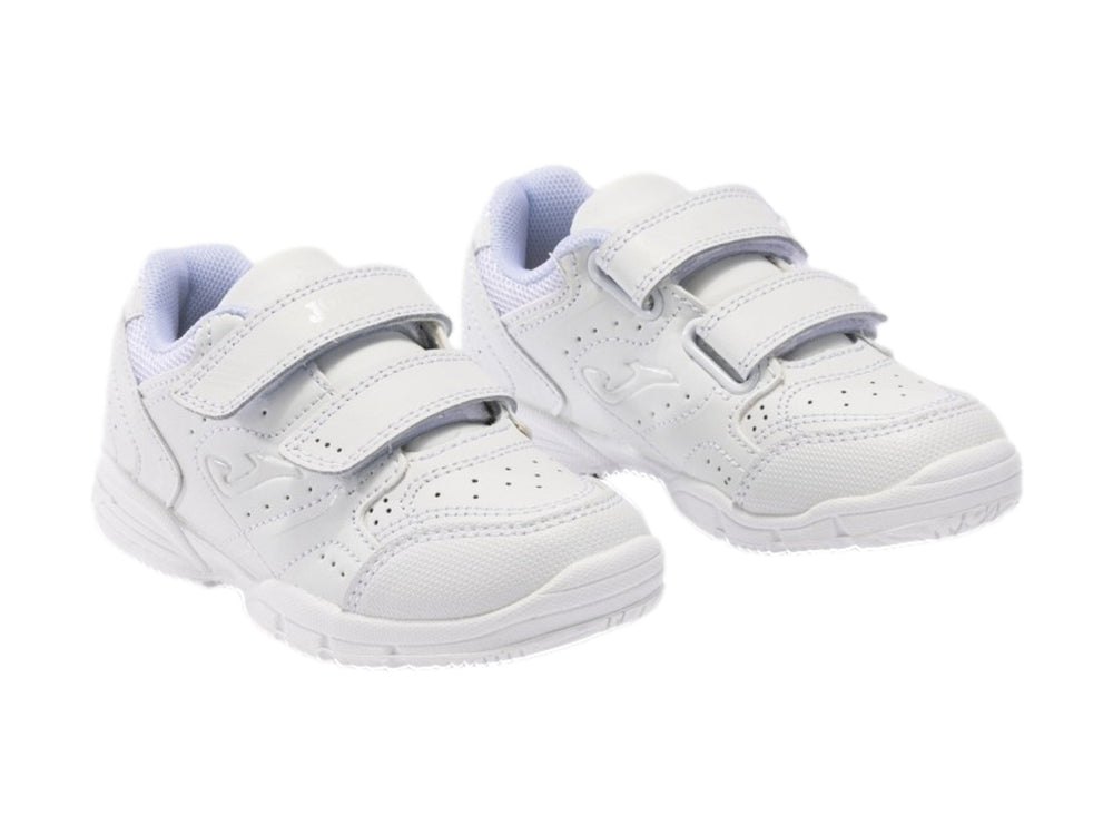 Tenis deportivos Joma color blanco para niño con cierre de velcro y suela blanca.