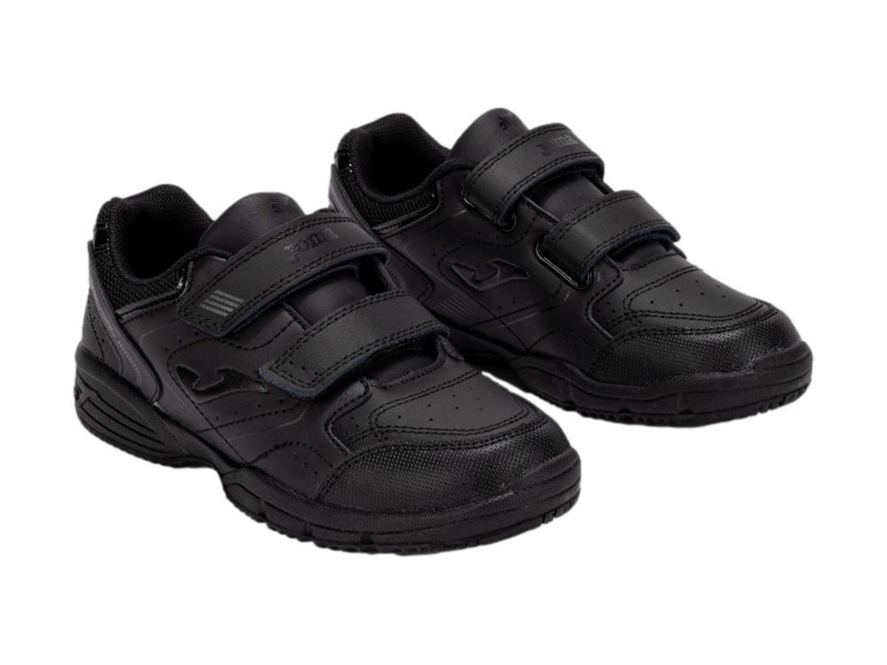 Zapato deportivo escolar Joma color negro con cierre de velcro para niño.