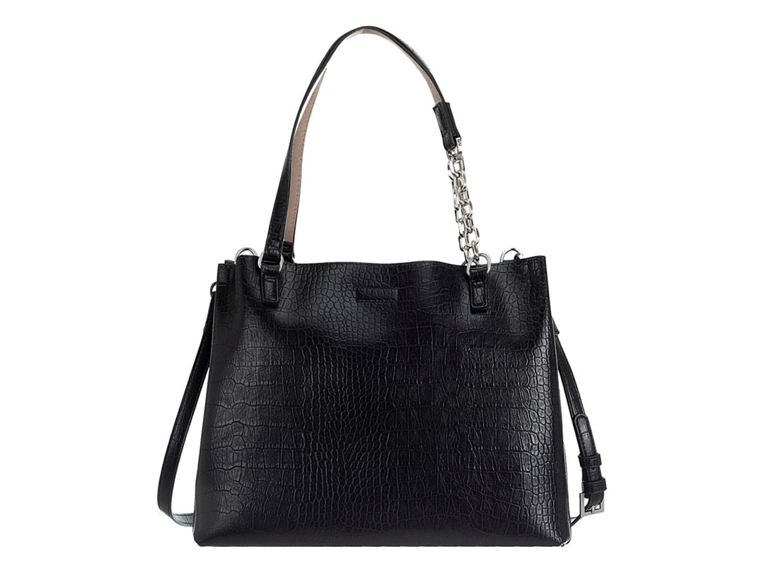 Bolso negro Cloe con textura de cocodrilo, asa con cadena plateada y logotipo metálico frontal.