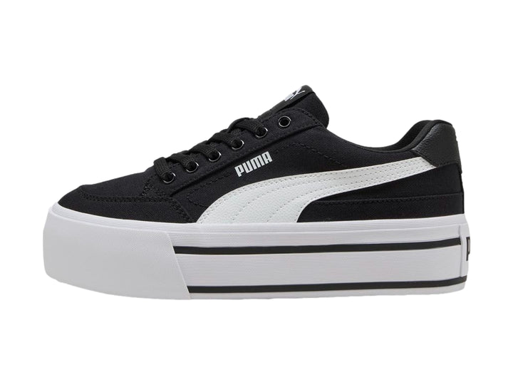 Tenis PUMA Court Classic Vulc FS Platform para mujer en color negro con suela de plataforma blanca.