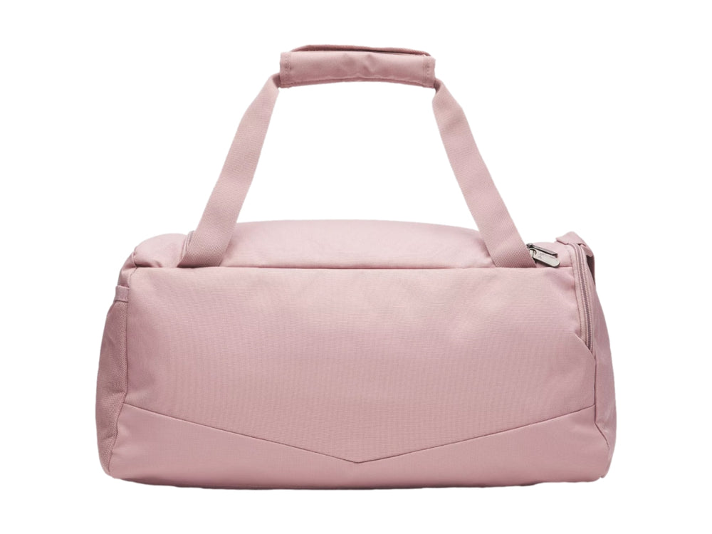 Maleta deportiva Under Armour Undeniable 5.0 Duffle XS en color rosa con asa y correa ajustable.