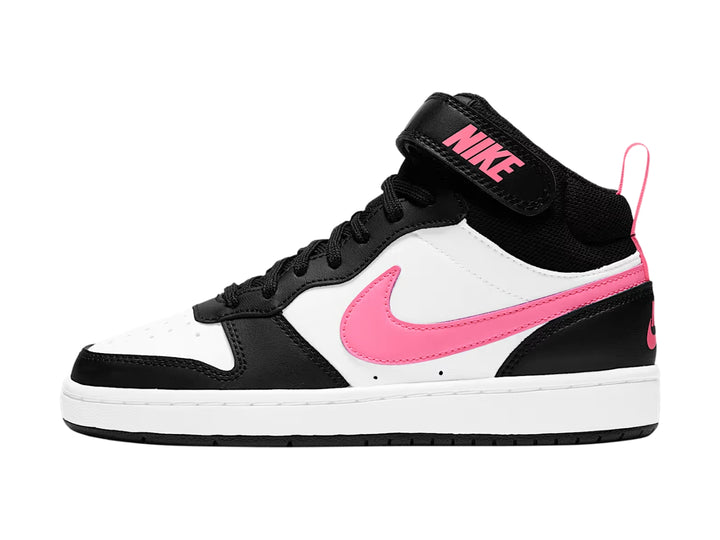 Tenis Nike Court Borough en colores blanco, negro y rosa con correa en el tobillo.