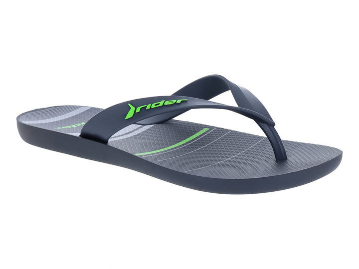 Sandalia Rider modelo Thong en color gris basalto con detalles en verde pulse.