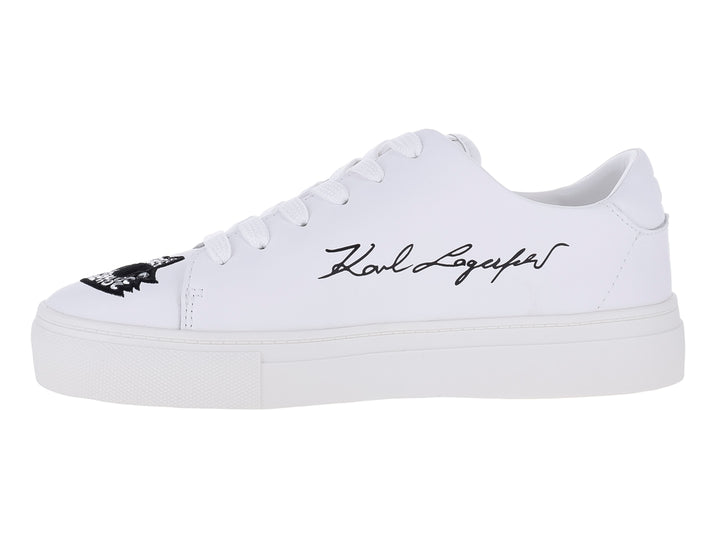 Tenis blancos de cuero Karl Lagerfeld con decoraciones de estrellas y letras multicolores en el lateral.