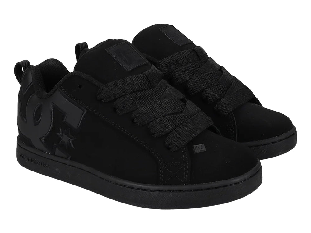 Tenis DC Shoes Court Graffik en color negro total, vista lateral.