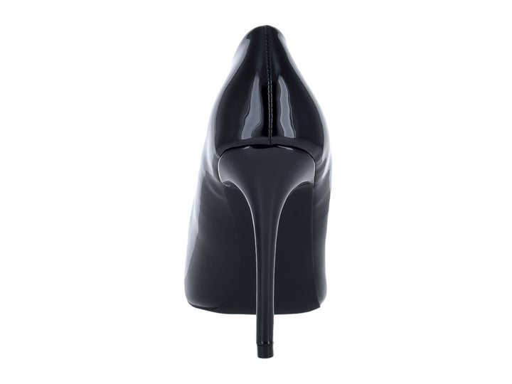 Zapato de tacón alto estilo stiletto en color negro charol brillante con punta fina.