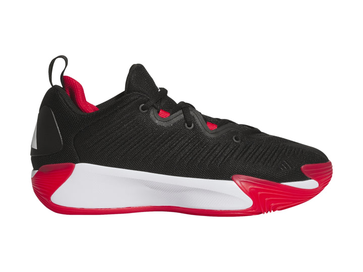 Tenis de baloncesto Adidas color negro con suela blanca y detalles en rojo.